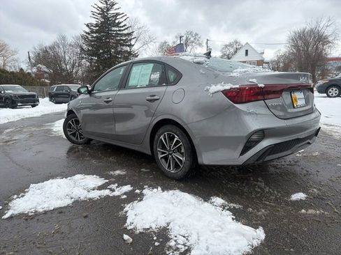 Certified 2023 Kia Forte LXS w/ LXS Technology Package image 5