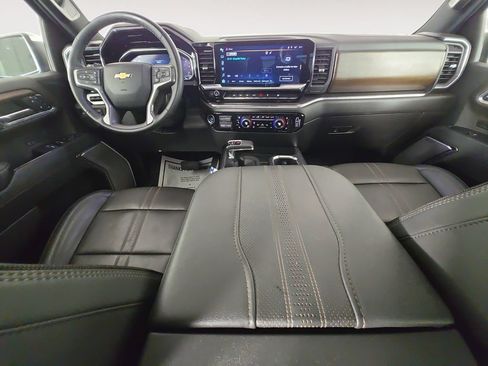 Certified 2024 Chevrolet Silverado 1500 High Country w/ High Country Premium Package AWD/4WD image 14