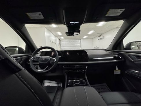 New 2026 Chevrolet Traverse LT w/ Midnight/Sport Edition image 12