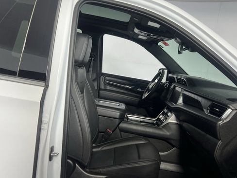 Used 2024 GMC Yukon Denali image 36