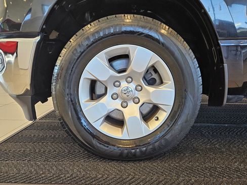 Used 2019 RAM 1500 Big Horn image 12