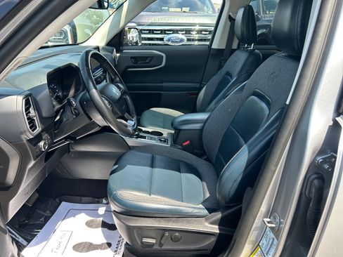 Certified 2022 Ford Bronco Sport Outer Banks w/ Tech Package AWD/4WD image 9