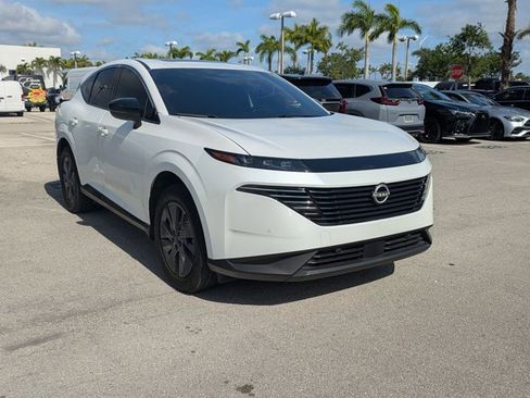 Used 2025 Nissan Murano SL w/ Cargo Package AWD/4WD image 3