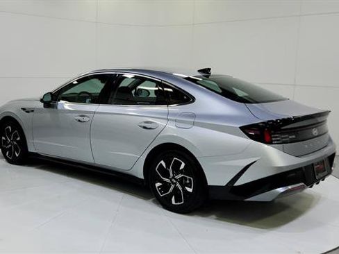 Used 2024 Hyundai Sonata SEL FWD image 6