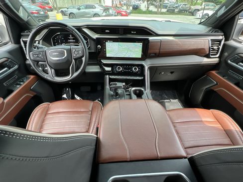 Used 2024 GMC Sierra 1500 Denali Ultimate AWD/4WD image 22