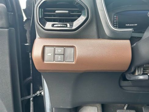 Used 2024 Honda Pilot Elite image 14