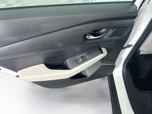 Used 2025 Honda Accord LX image 25