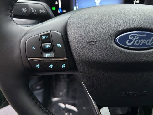 New 2025 Ford Maverick XLT w/ XLT Luxury Package image 19