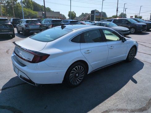 Used 2023 Hyundai Sonata Limited FWD image 7