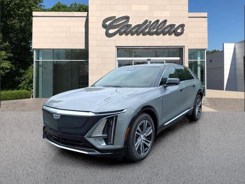 New 2026 Cadillac Lyriq Luxury AWD/4WD image 1