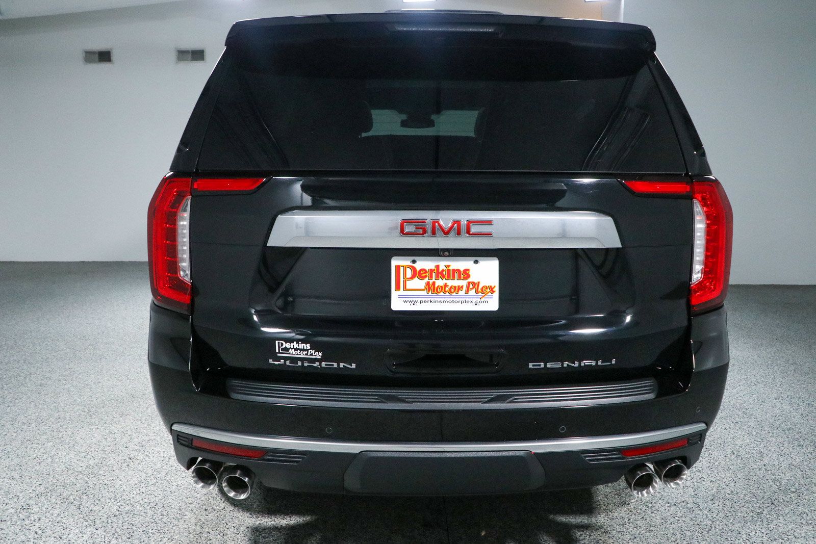 Used 2023 GMC Yukon Denali w/ Max Trailering Package AWD/4WD image 8