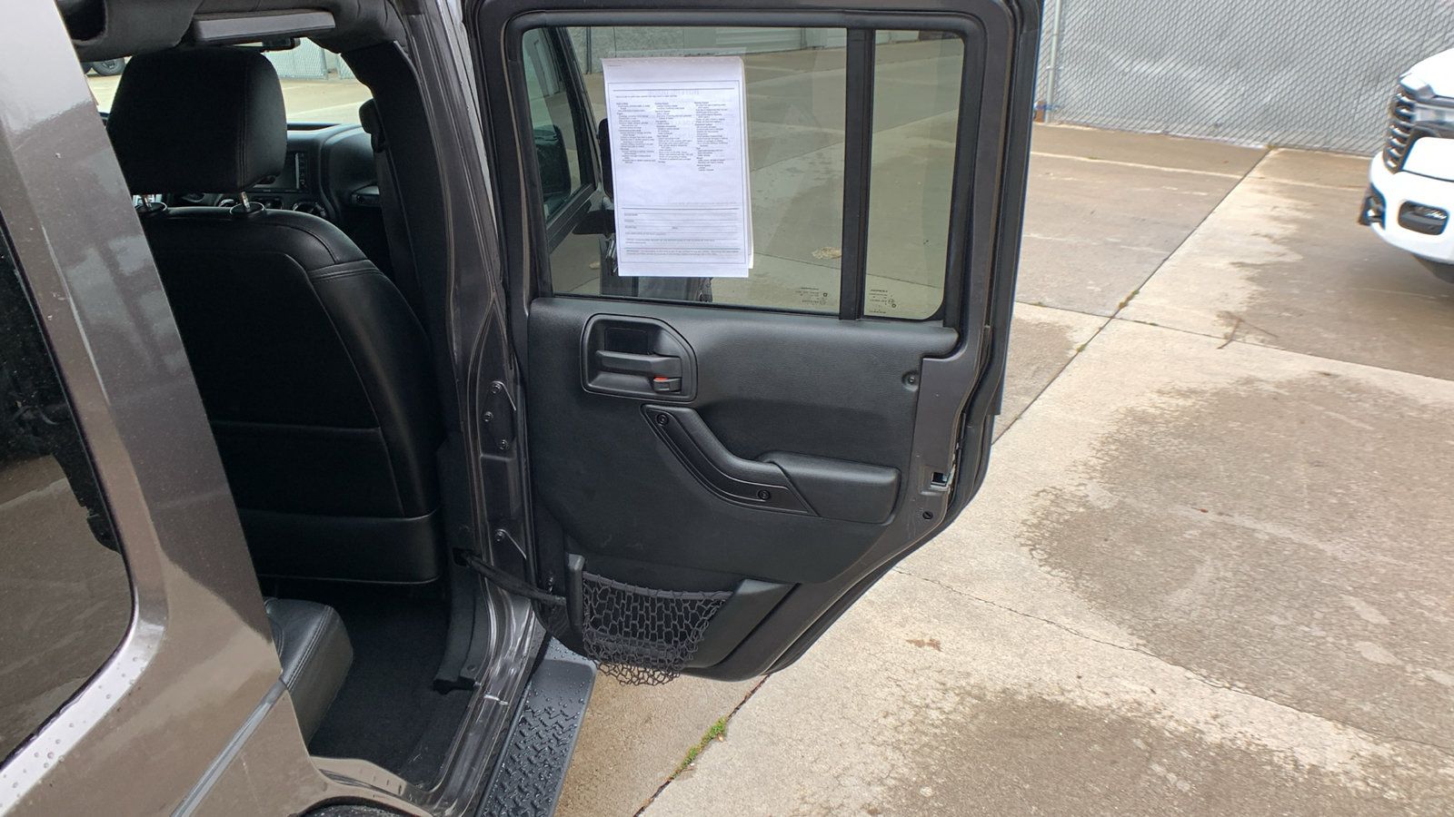 Used 2017 Jeep Wrangler Unlimited Sahara AWD/4WD image 22