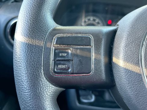 Used 2014 Jeep Compass Sport w/ Power Value Group FWD image 14