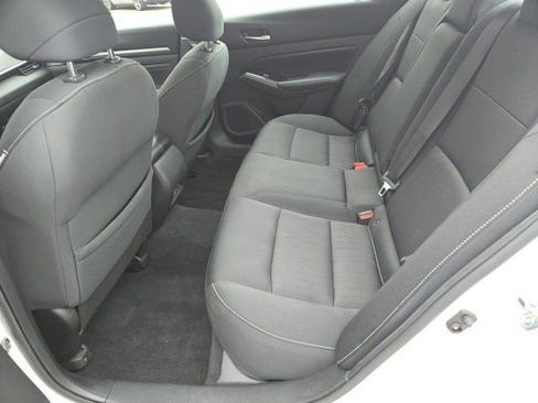 Used 2021 Nissan Altima 2.5 SV w/ SV Premium Package image 16