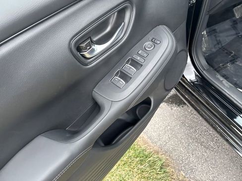 New 2026 Honda HR-V EX-L image 11
