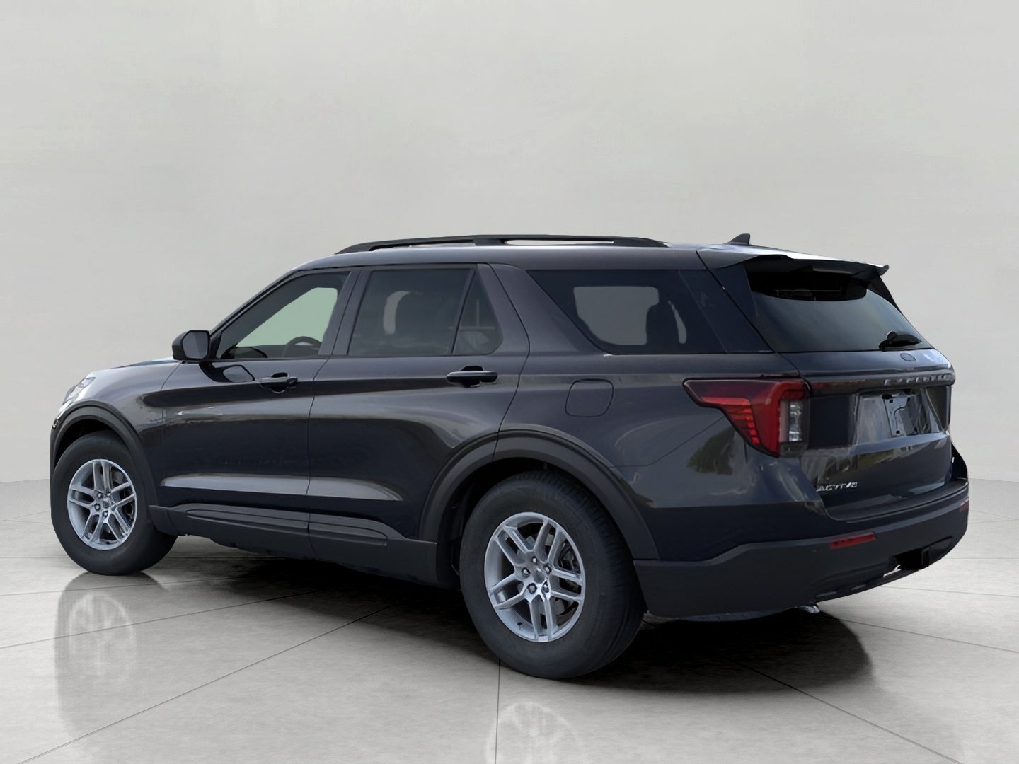 Used 2026 Ford Explorer Active AWD/4WD image 4