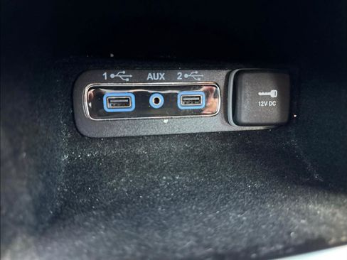 Used 2018 Jeep Grand Cherokee Laredo image 38