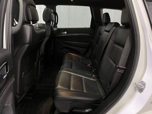 Used 2019 Jeep Grand Cherokee High Altitude AWD/4WD image 11