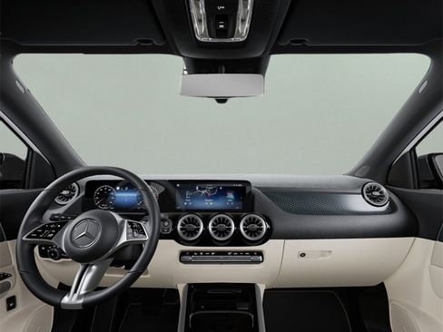 Used 2026 Mercedes-Benz GLA 250 image 42