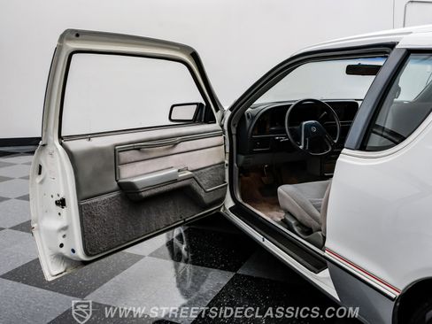 Used 1986 Mercury Cougar Coupe image 40