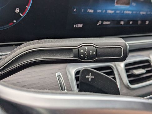 Used 2020 Mercedes-Benz GLE 350 4MATIC image 11