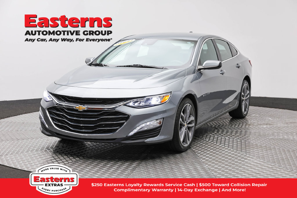 Used 2024 Chevrolet Malibu LT FWD image 1