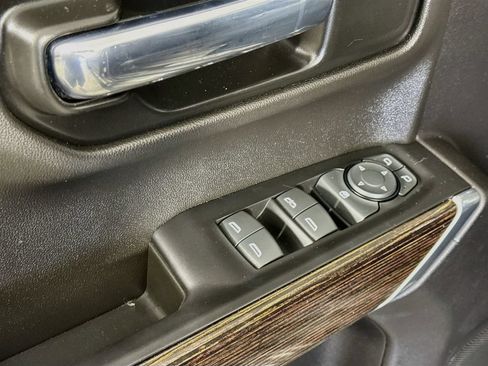 Used 2022 GMC Sierra 1500 Elevation w/ Driver Alert Package I AWD/4WD image 18