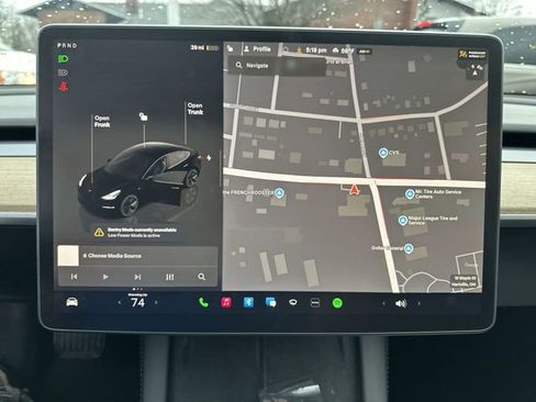 Used 2022 Tesla Model 3 image 22