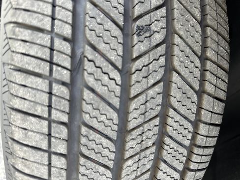 Used 2025 Volkswagen Taos S image 9