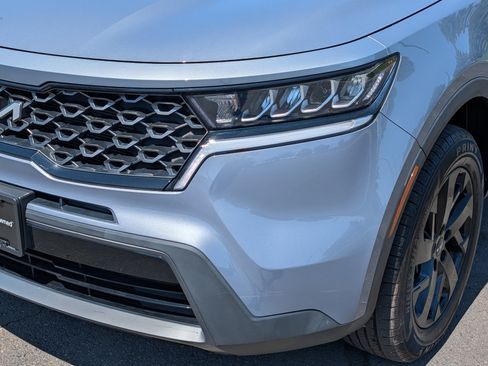 Certified 2023 Kia Sorento S AWD/4WD image 16