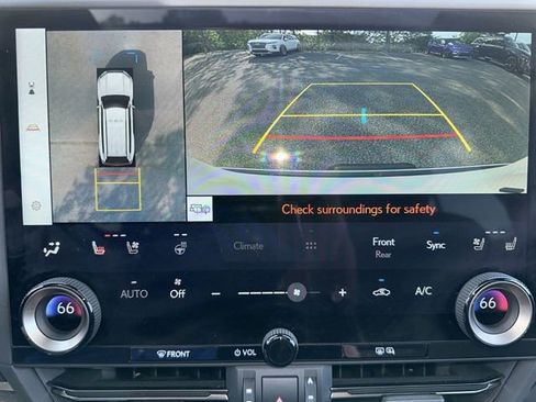 Used 2025 Lexus GX 550 image 18