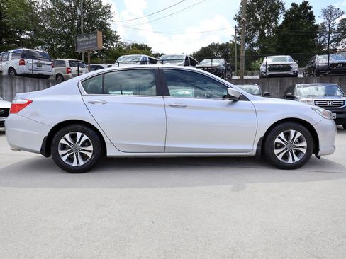 Used 2013 Honda Accord LX image 7