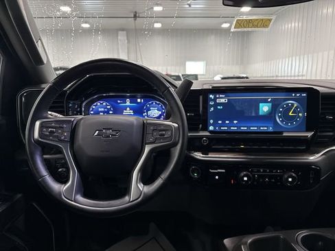 Used 2023 Chevrolet Silverado 1500 RST image 11
