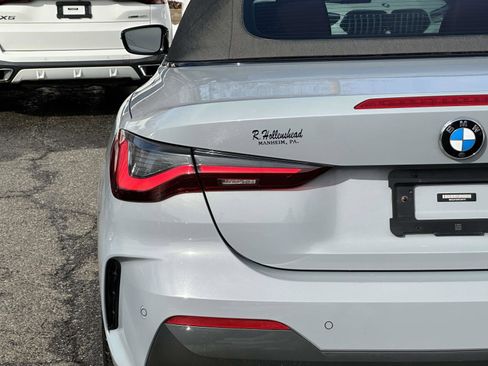 Used 2023 BMW 430i Convertible w/ M Sport Package image 11