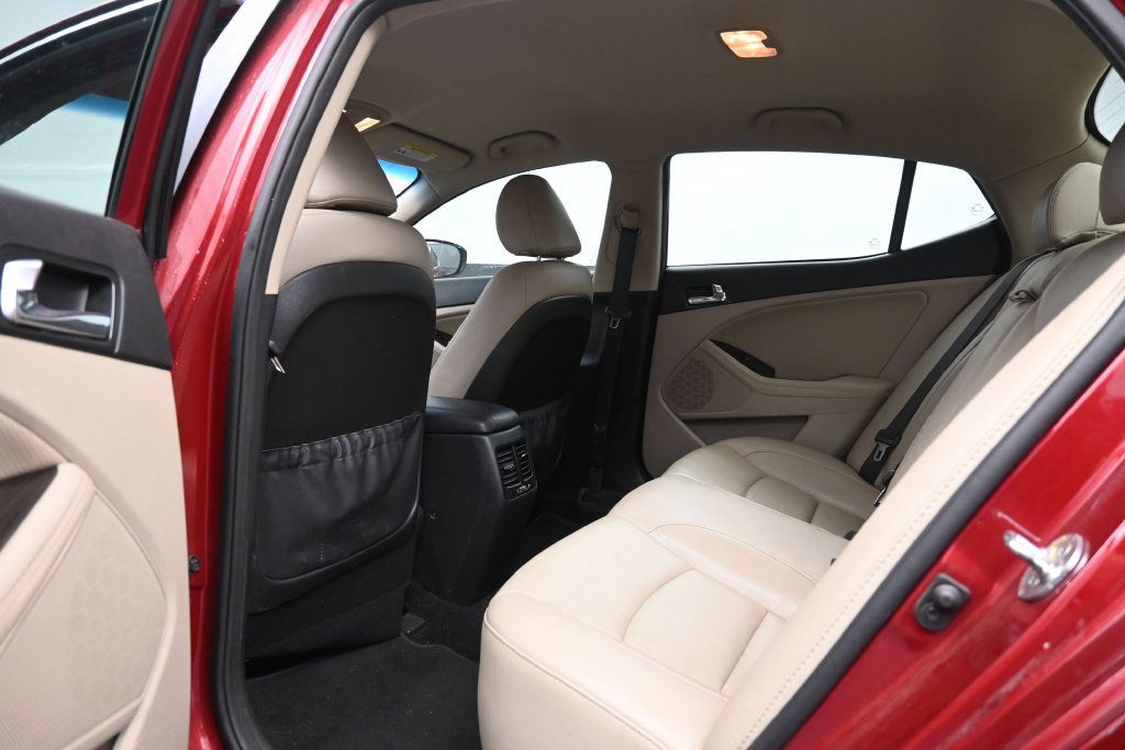 Used 2015 Kia Optima EX FWD image 18