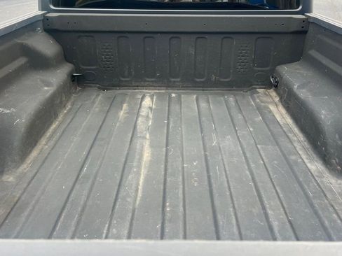 Used 2021 Jeep Gladiator Sport image 17