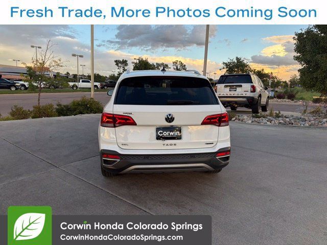 Used 2022 Volkswagen Taos SEL AWD/4WD image 6