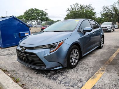 Used 2025 Toyota Corolla LE