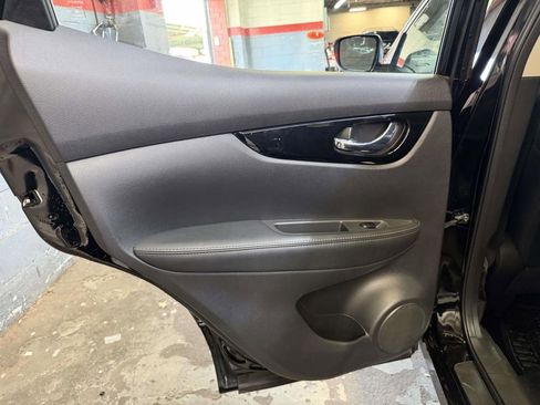 Used 2022 Nissan Rogue Sport SL AWD/4WD image 24