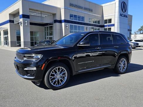 Used 2022 Jeep Grand Cherokee Summit w/ Luxury Tech Group V image 1