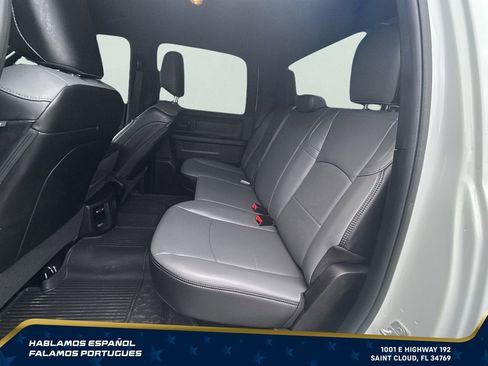 Used 2024 RAM 3500 Tradesman w/ Chrome Appearance Group AWD/4WD image 23