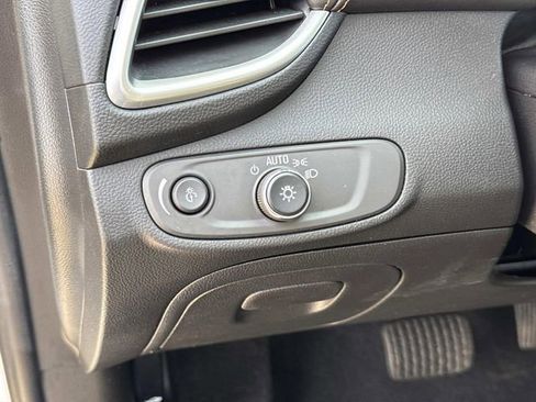 Used 2022 Chevrolet Trax LS w/ Tint and Cruise Package image 27