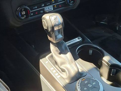 Used 2025 Ford Bronco Outer Banks AWD/4WD image 12