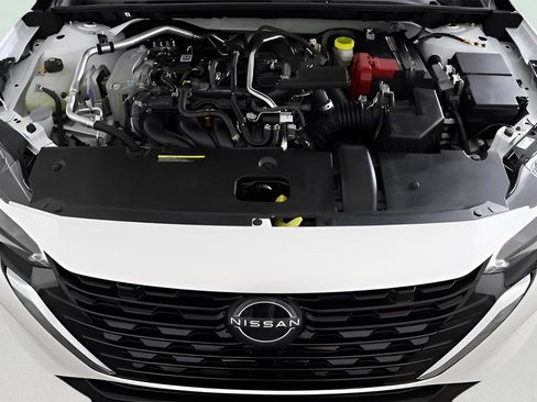 Used 2025 Nissan Sentra SV image 38