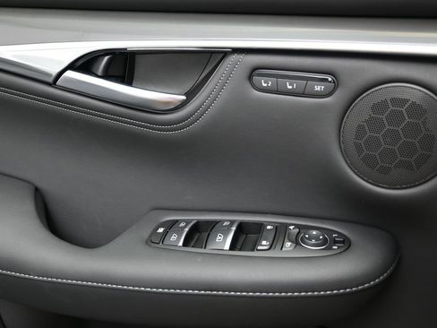 New 2025 INFINITI QX55 Luxe w/ Cargo Package image 14