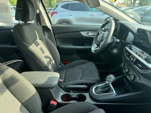 Certified 2024 Kia Forte LX FWD image 7