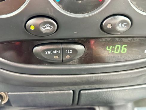 Used 2004 Toyota Tundra SR5 image 19