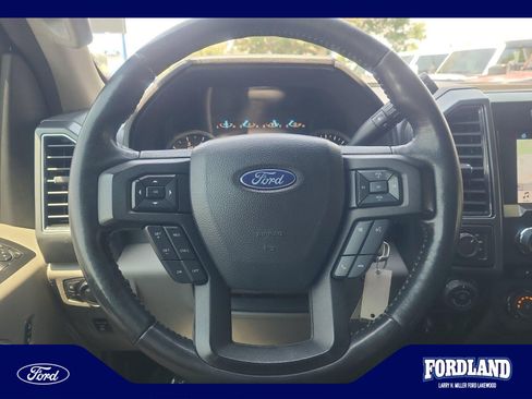 Used 2018 Ford F150 XLT w/ Equipment Group 302A Luxury AWD/4WD image 9