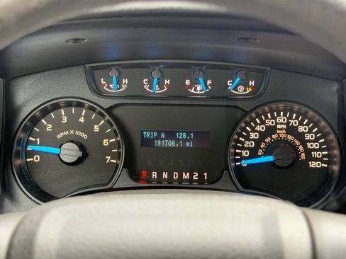 Used 2014 Ford F150 STX w/ Equipment Group 201A Mid AWD/4WD image 10