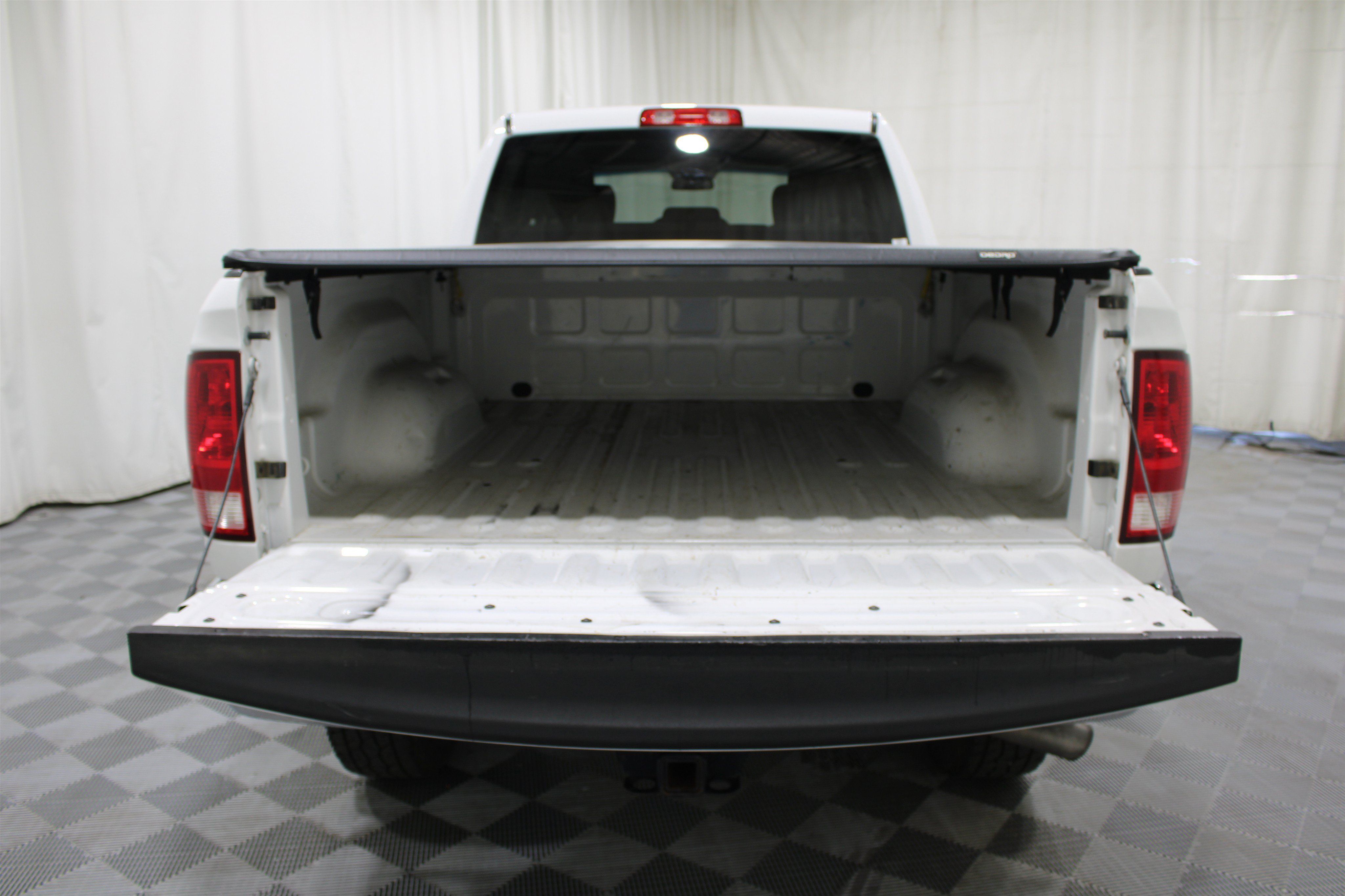 Used 2018 RAM 2500 Tradesman w/ Chrome Appearance Group AWD/4WD image 20